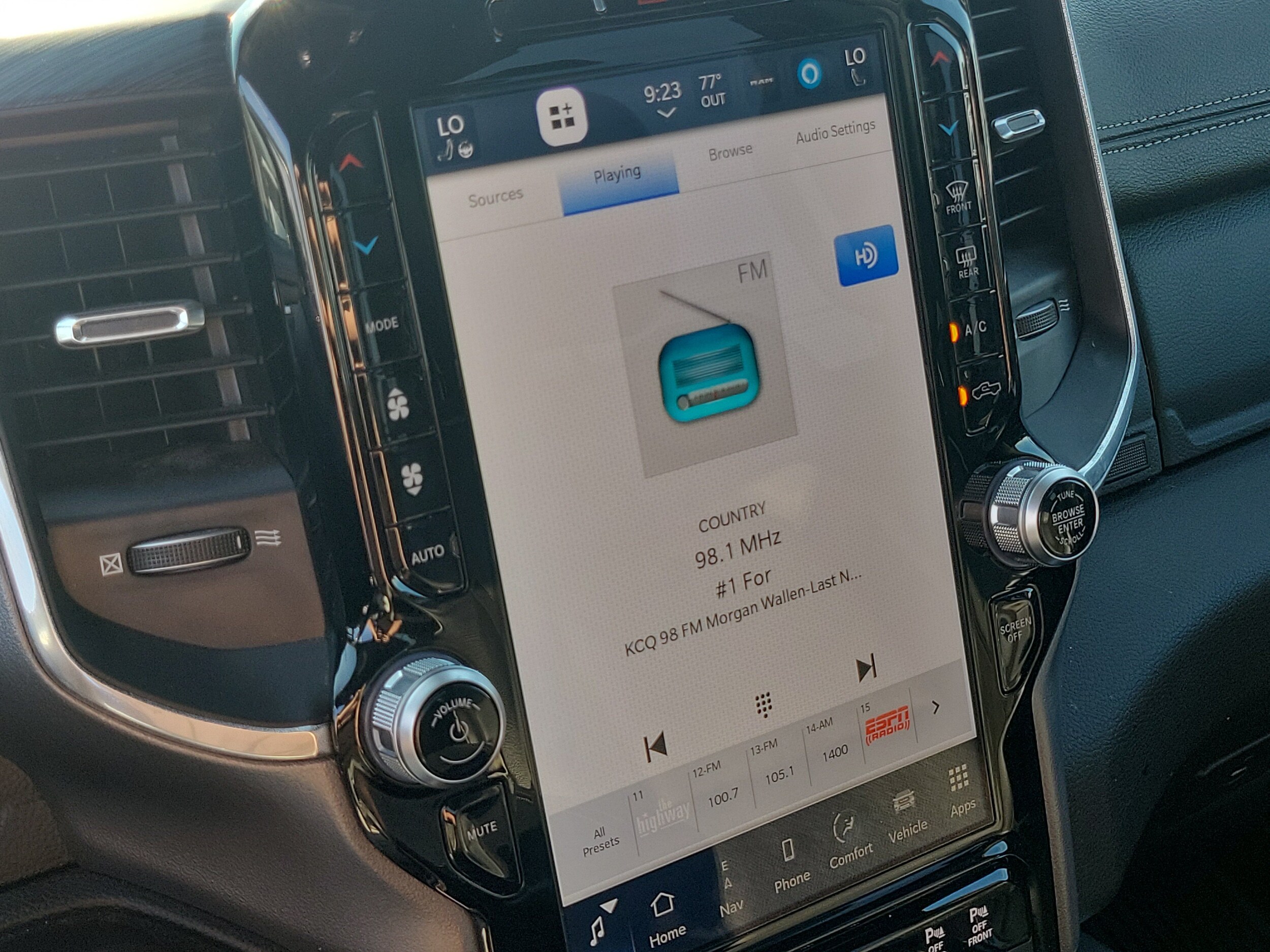 2023 RAM Ram 1500 Pickup Laramie - Photo 20