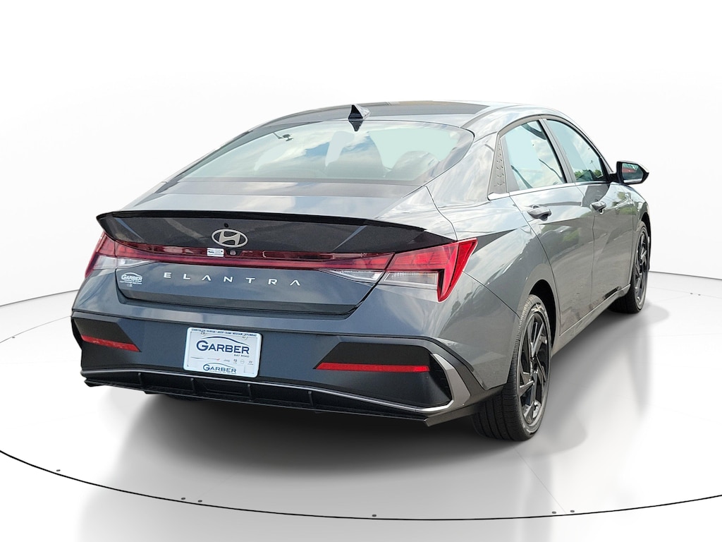 New 2026 Hyundai Elantra SEL Sport Premium Sedan