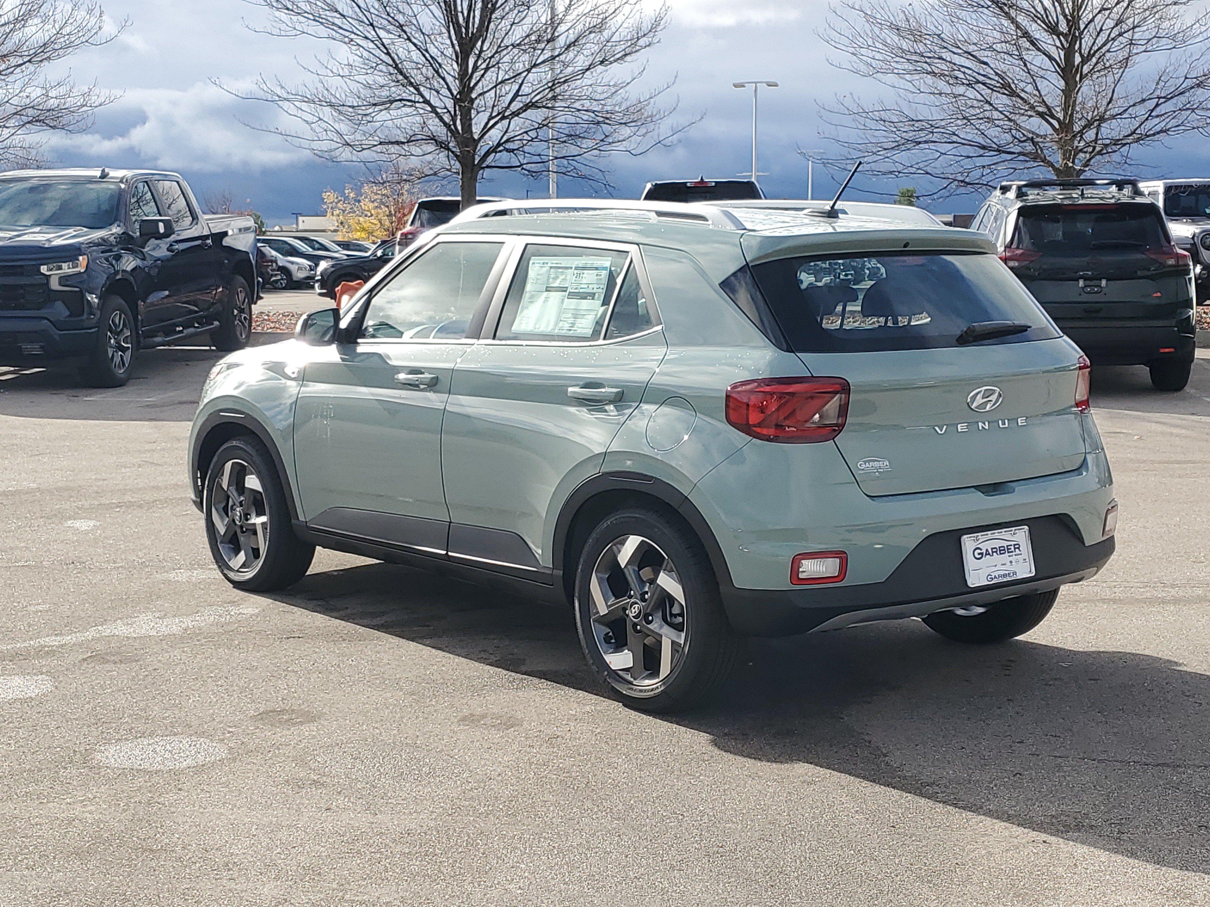 New 2026 Hyundai Venue SEL SUV