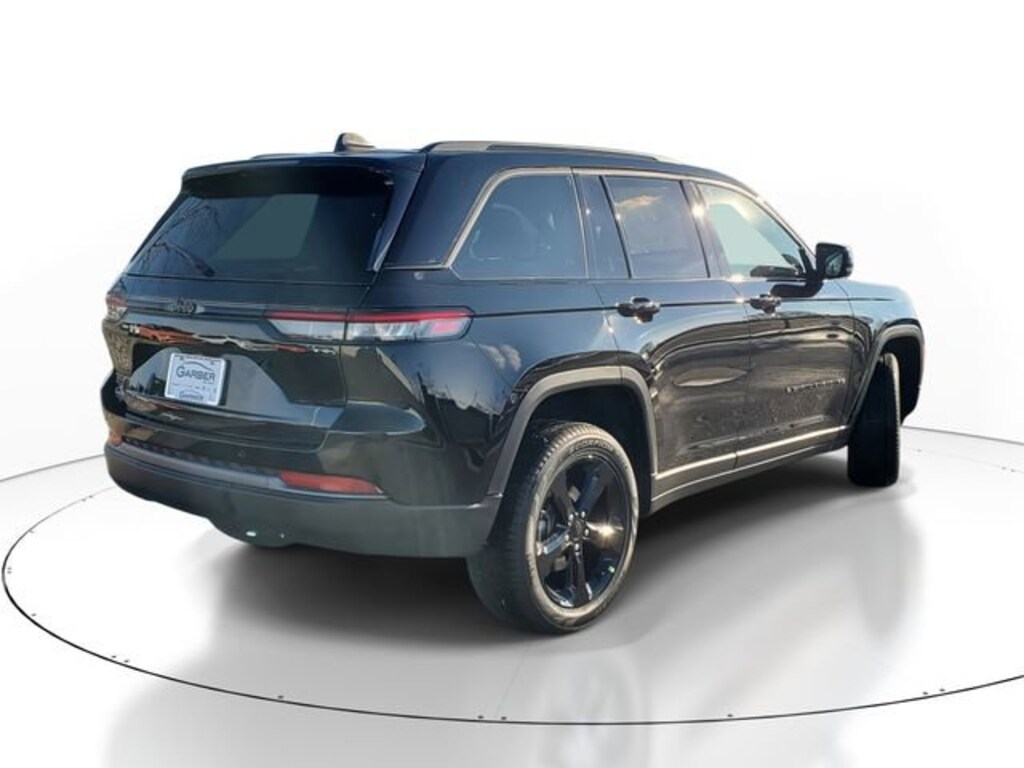 Used 2026 Jeep Grand Cherokee Limited SUV