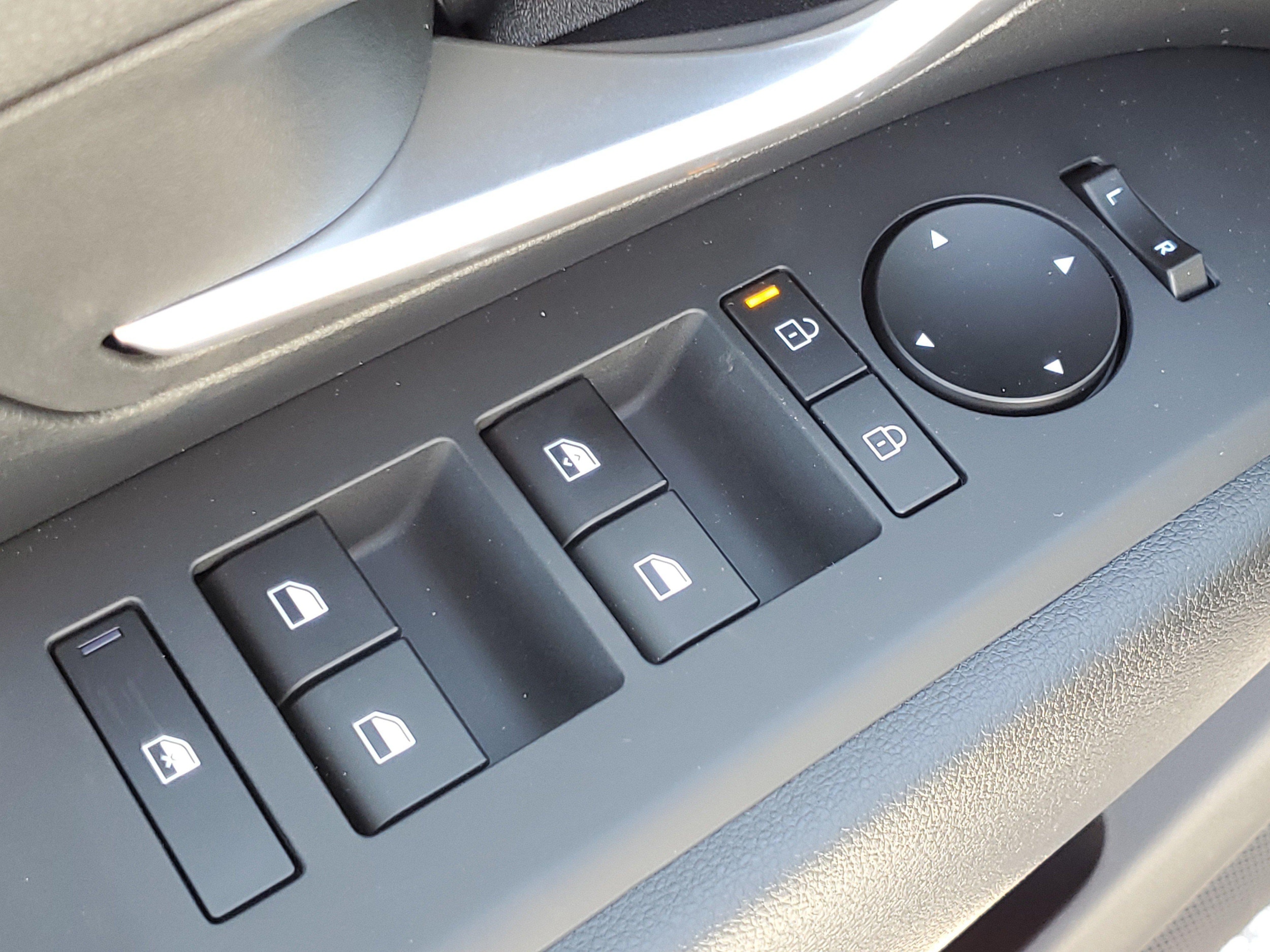 2026 Hyundai Tucson Blue SE - Photo 23