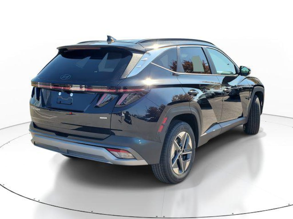 New 2026 Hyundai Tucson SEL Premium AWD SUV