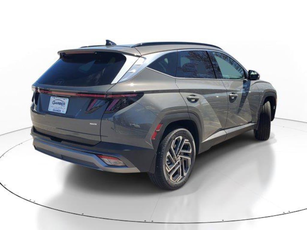 New 2026 Hyundai Tucson Limited AWD SUV