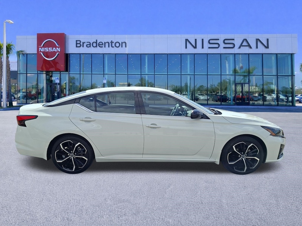 Certified 2025 Nissan Altima 2.5 SR Sedan
