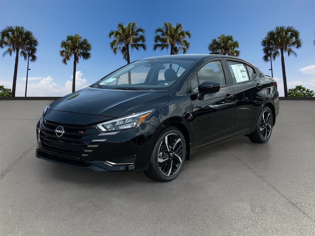 New 2025 Nissan Versa 1.6 SR Sedan