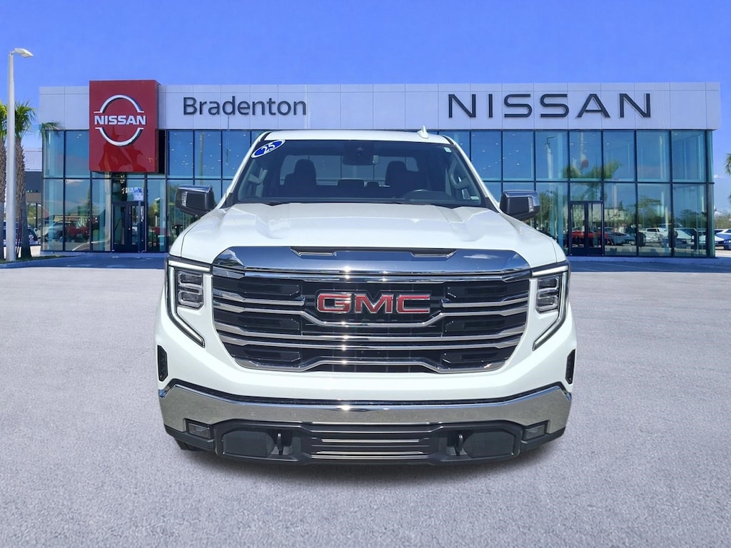 Used 2025 GMC Sierra 1500 SLT Truck Crew Cab