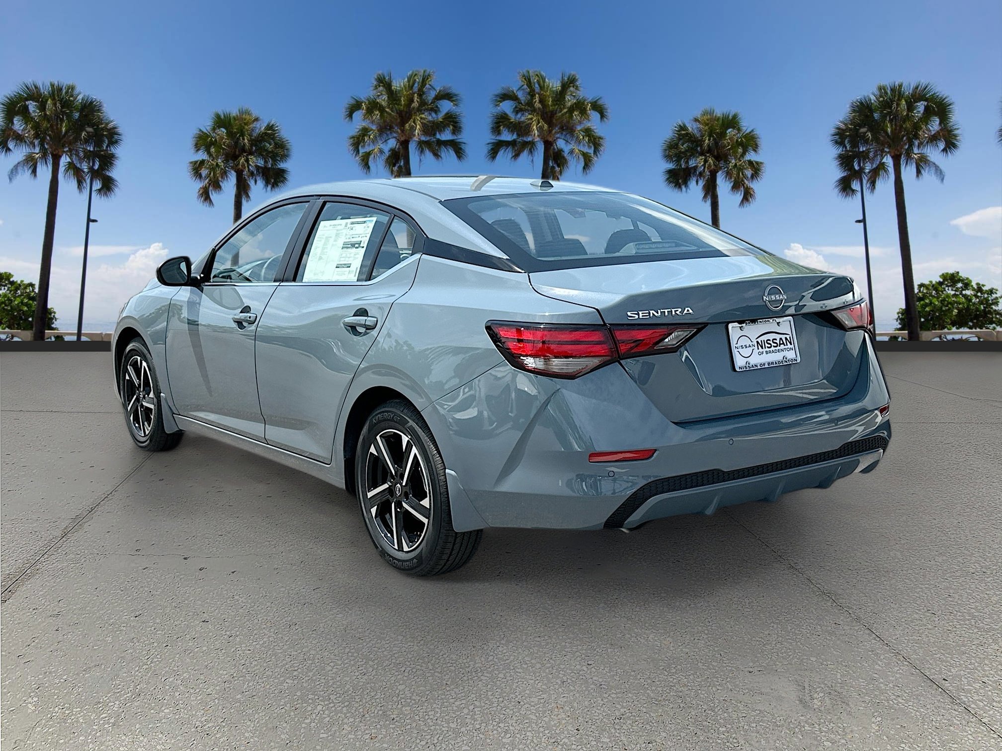 2025 Nissan Sentra SV photo 4