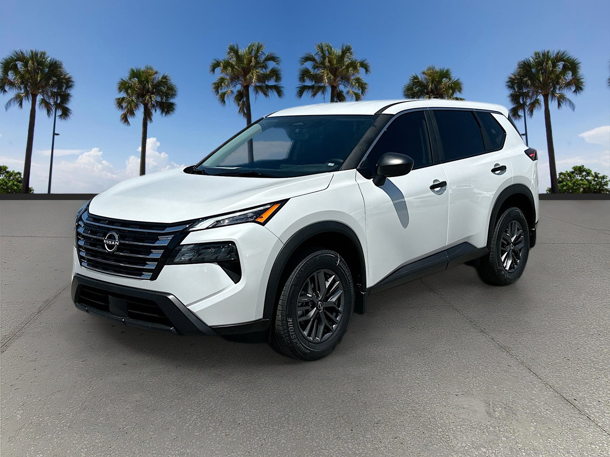 2025 Nissan Rogue S's photo