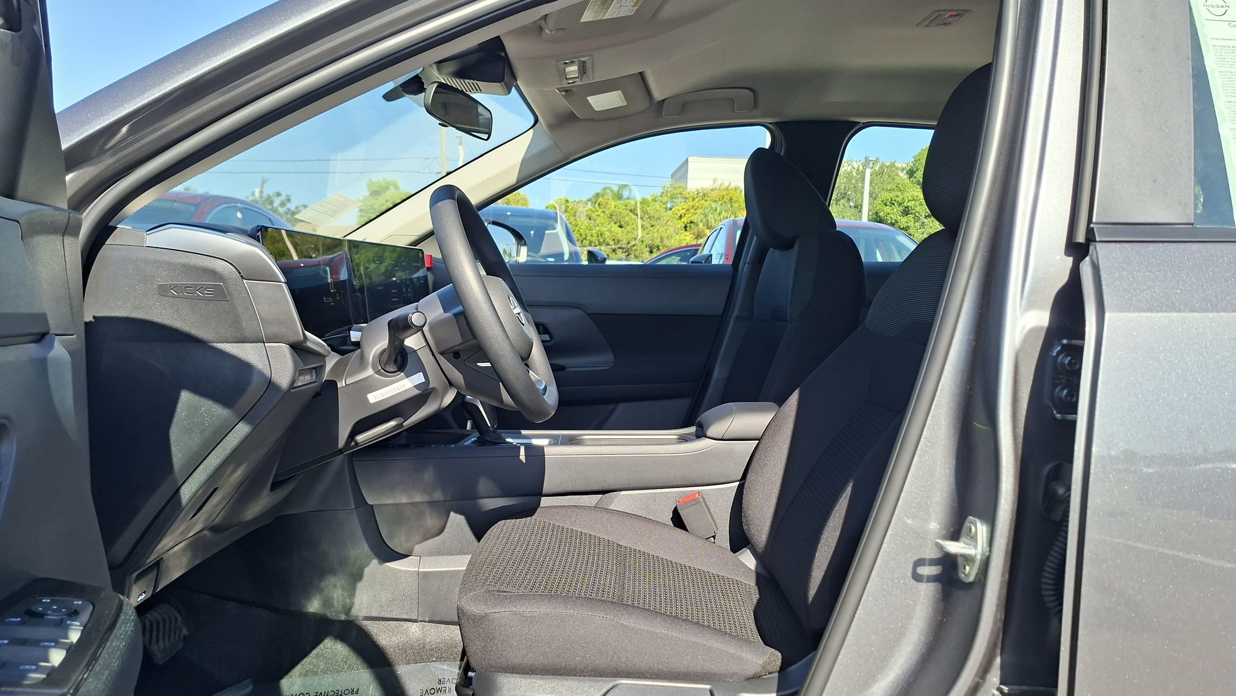 2026 Nissan KICKS S - Photo 6