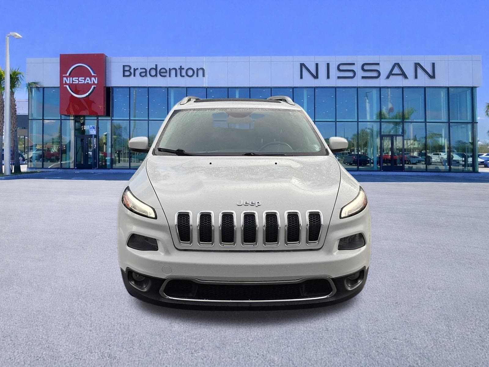 Used 2014 Jeep Cherokee Limited with VIN 1C4PJLDB1EW314446 for sale in Bradenton, FL