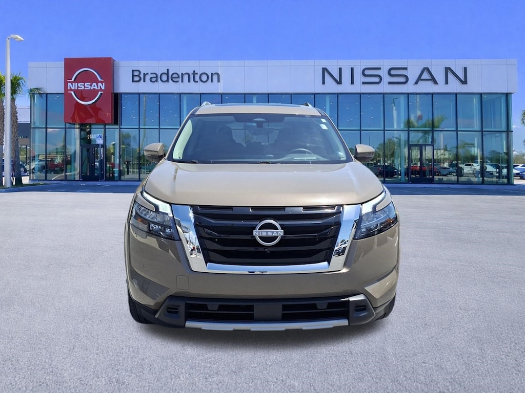 Certified 2025 Nissan Pathfinder Platinum SUV