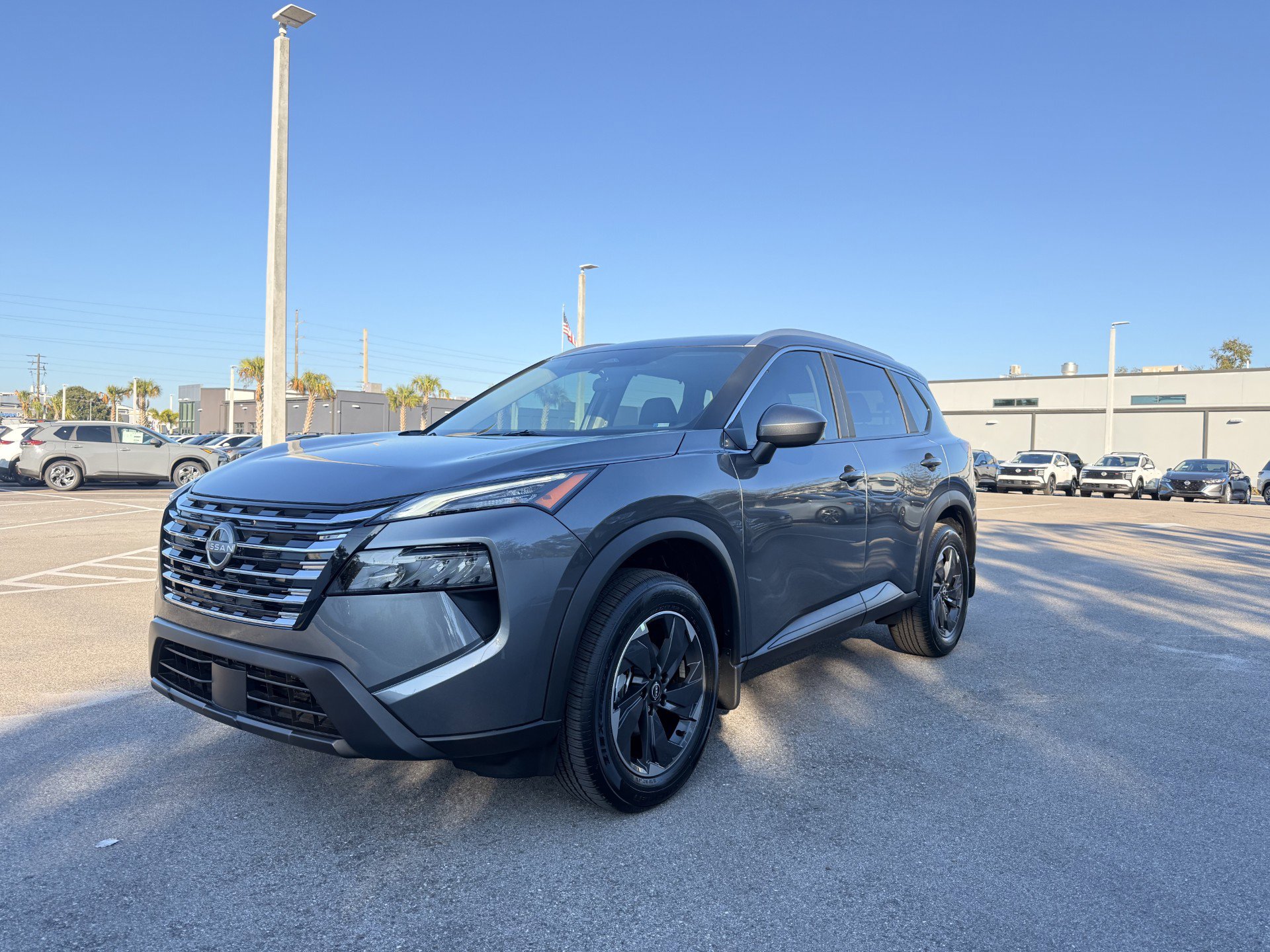 2026 Nissan Rogue SV's photo