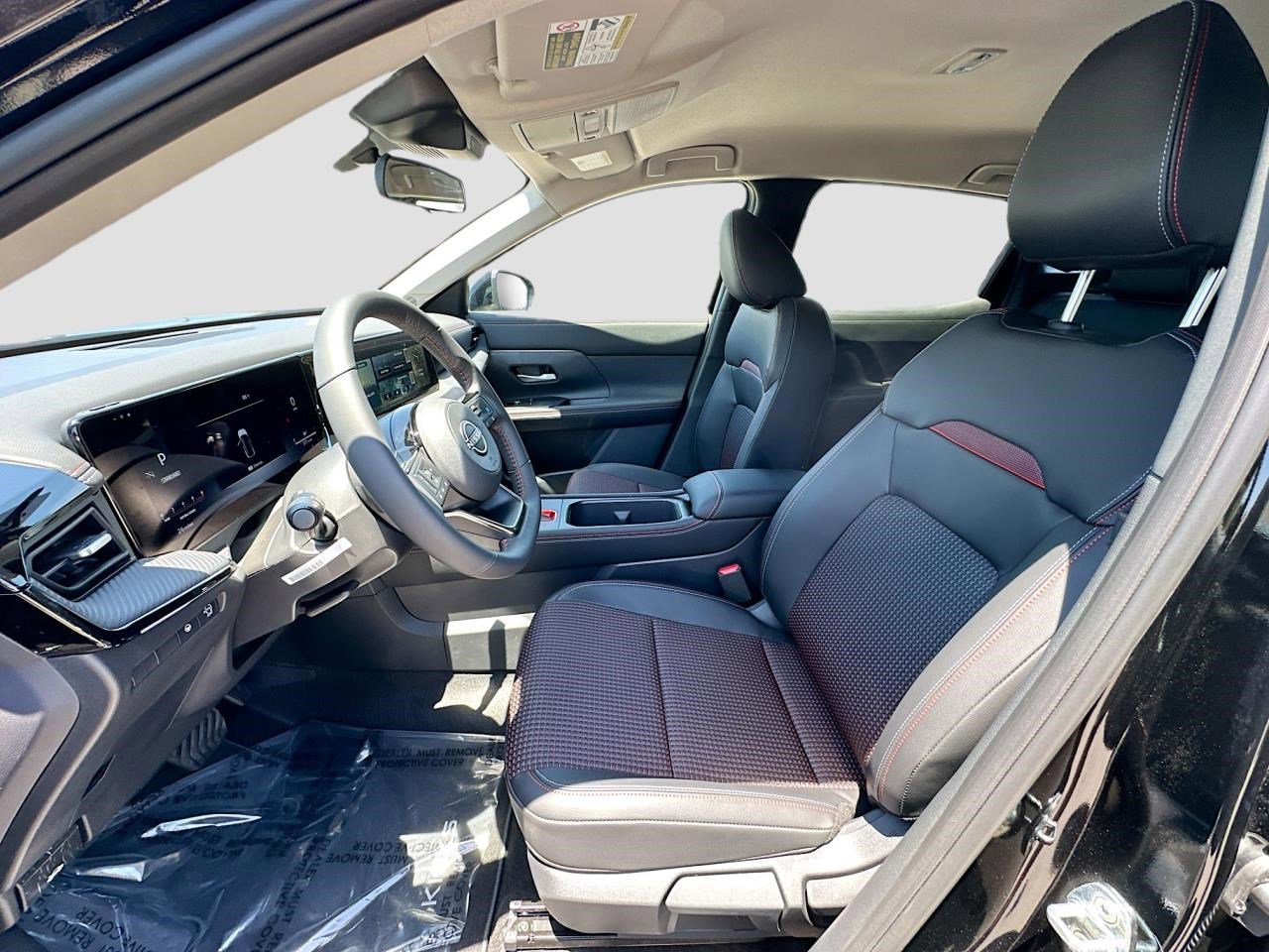2025 Nissan Kicks SR - Photo 14
