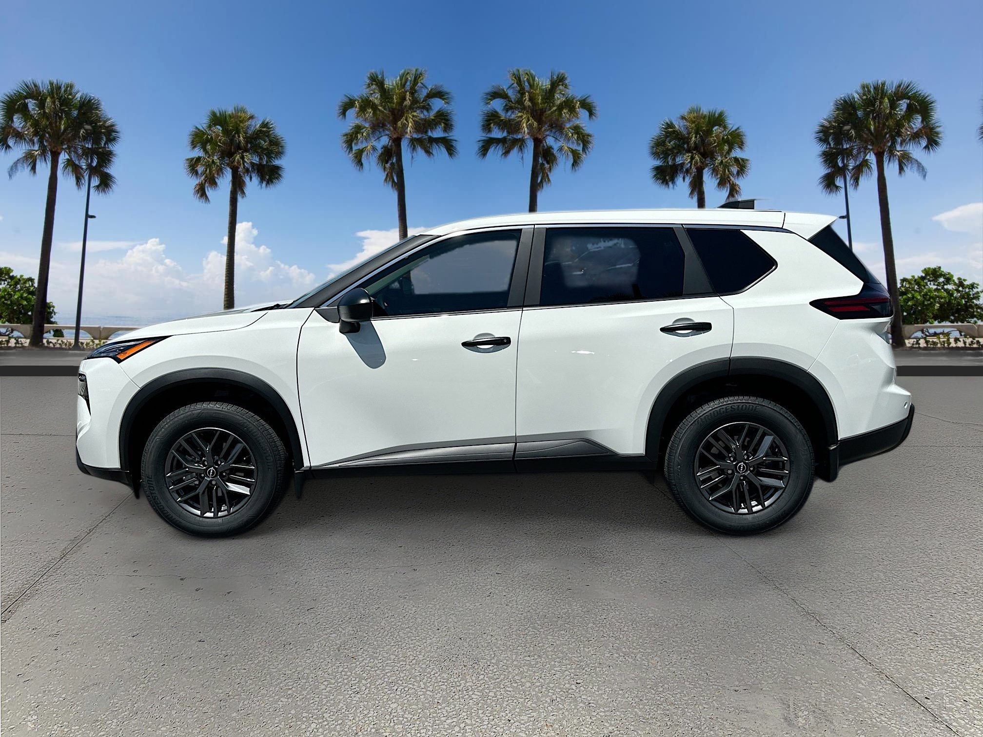 2025 Nissan Rogue S photo 3