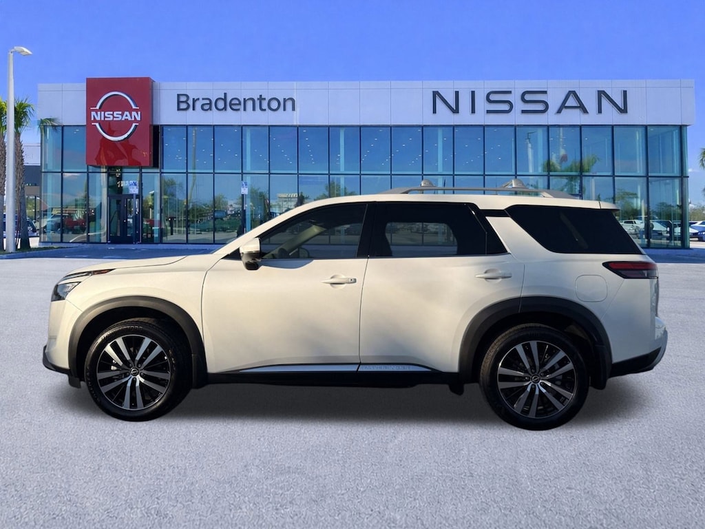 New 2025 Nissan Pathfinder Platinum SUV