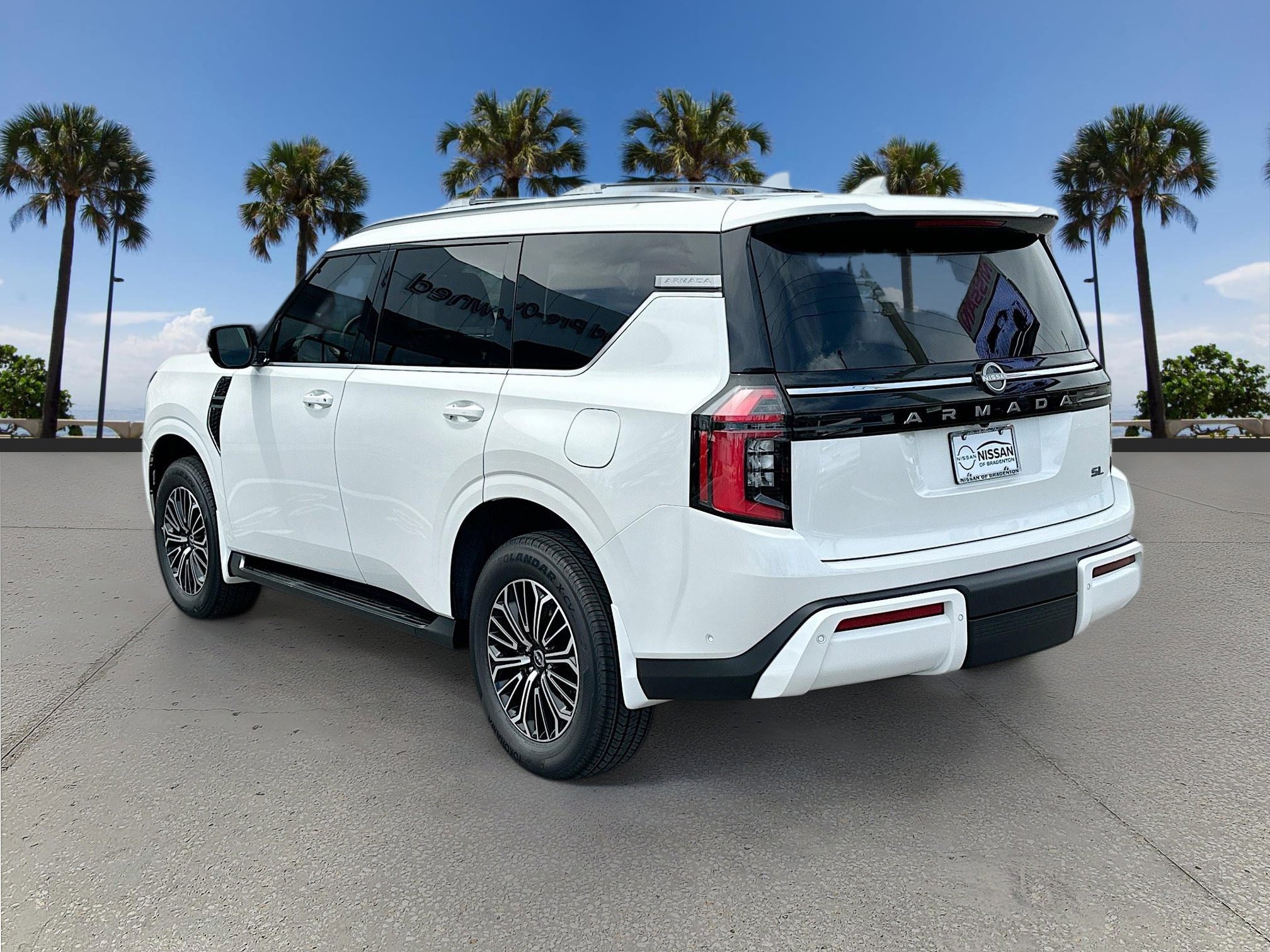 2026 Nissan Armada SL photo 4