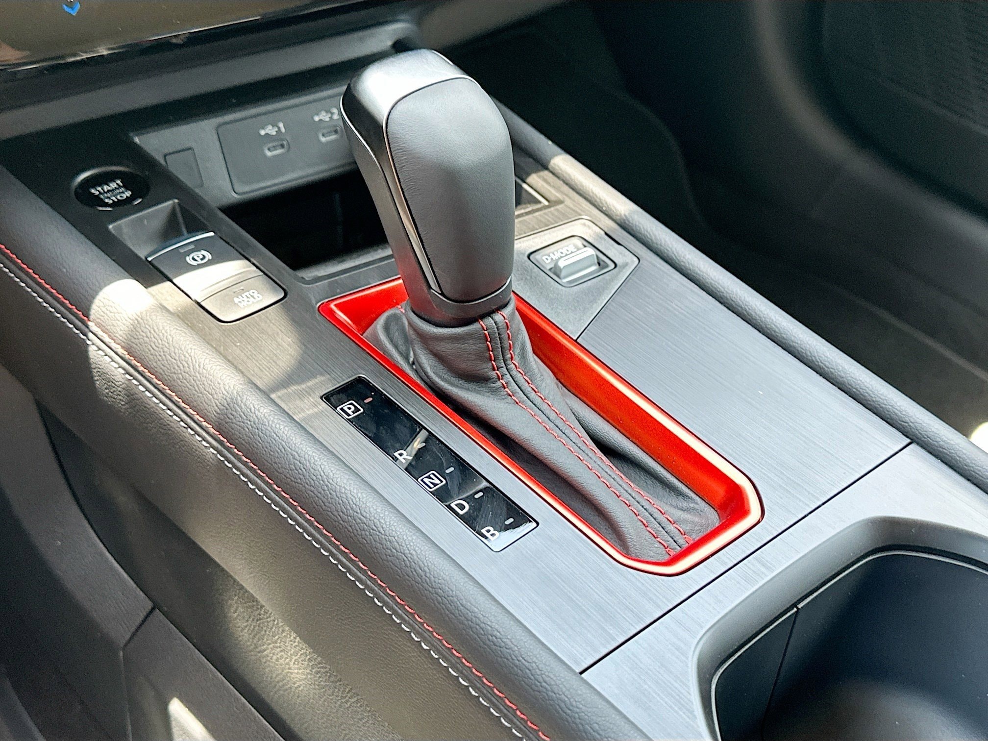 2025 Nissan Kicks SR - Photo 11