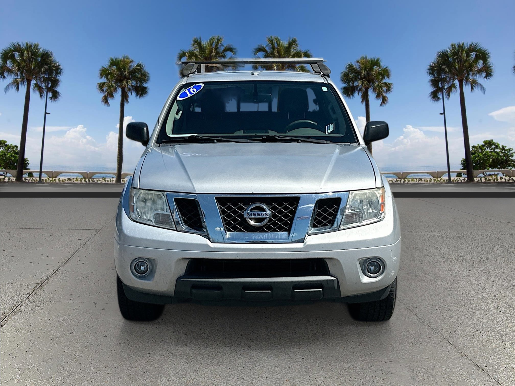 2016 Nissan Frontier SV photo 2