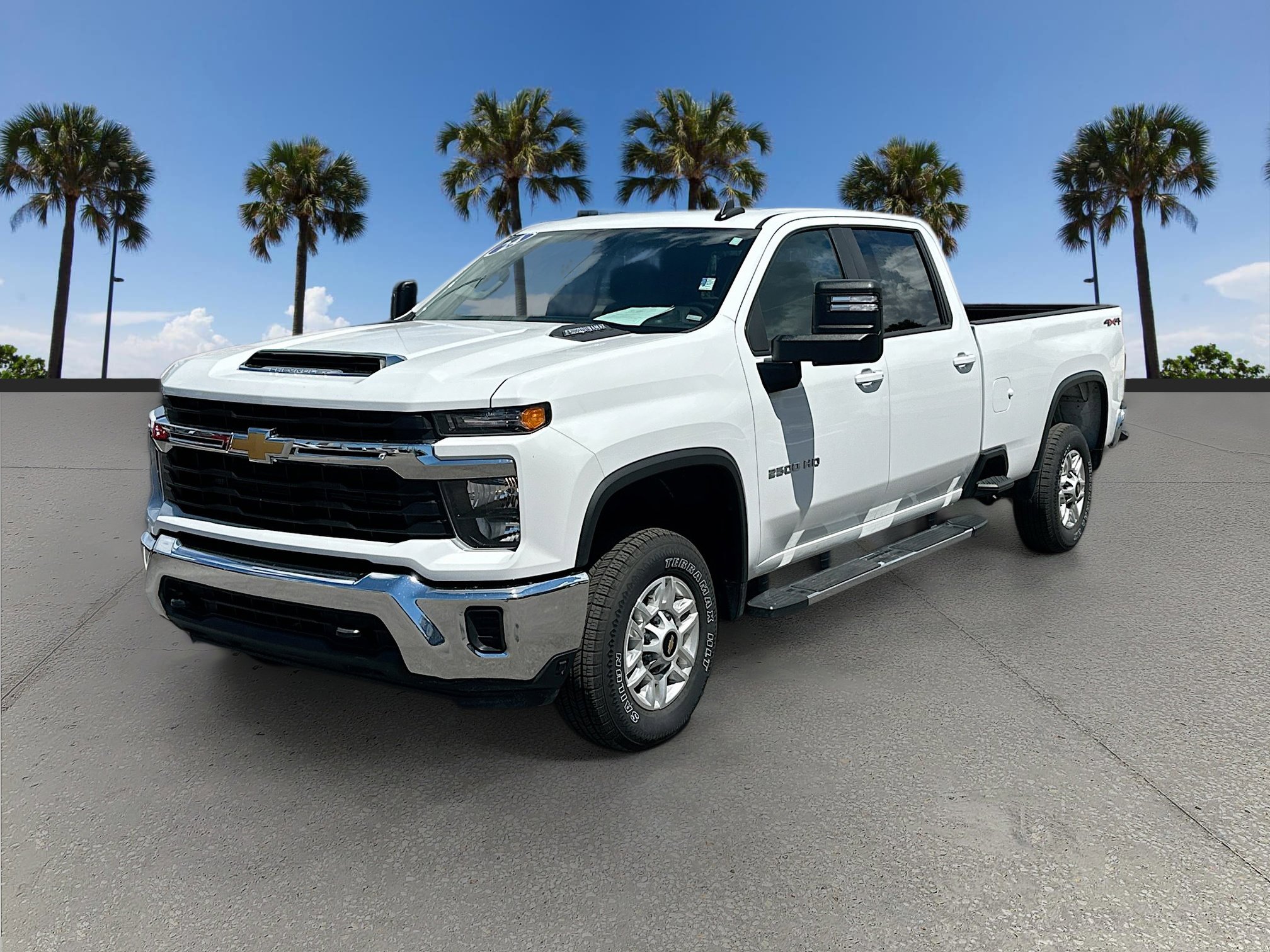 2024 Chevrolet Silverado HD LT's photo