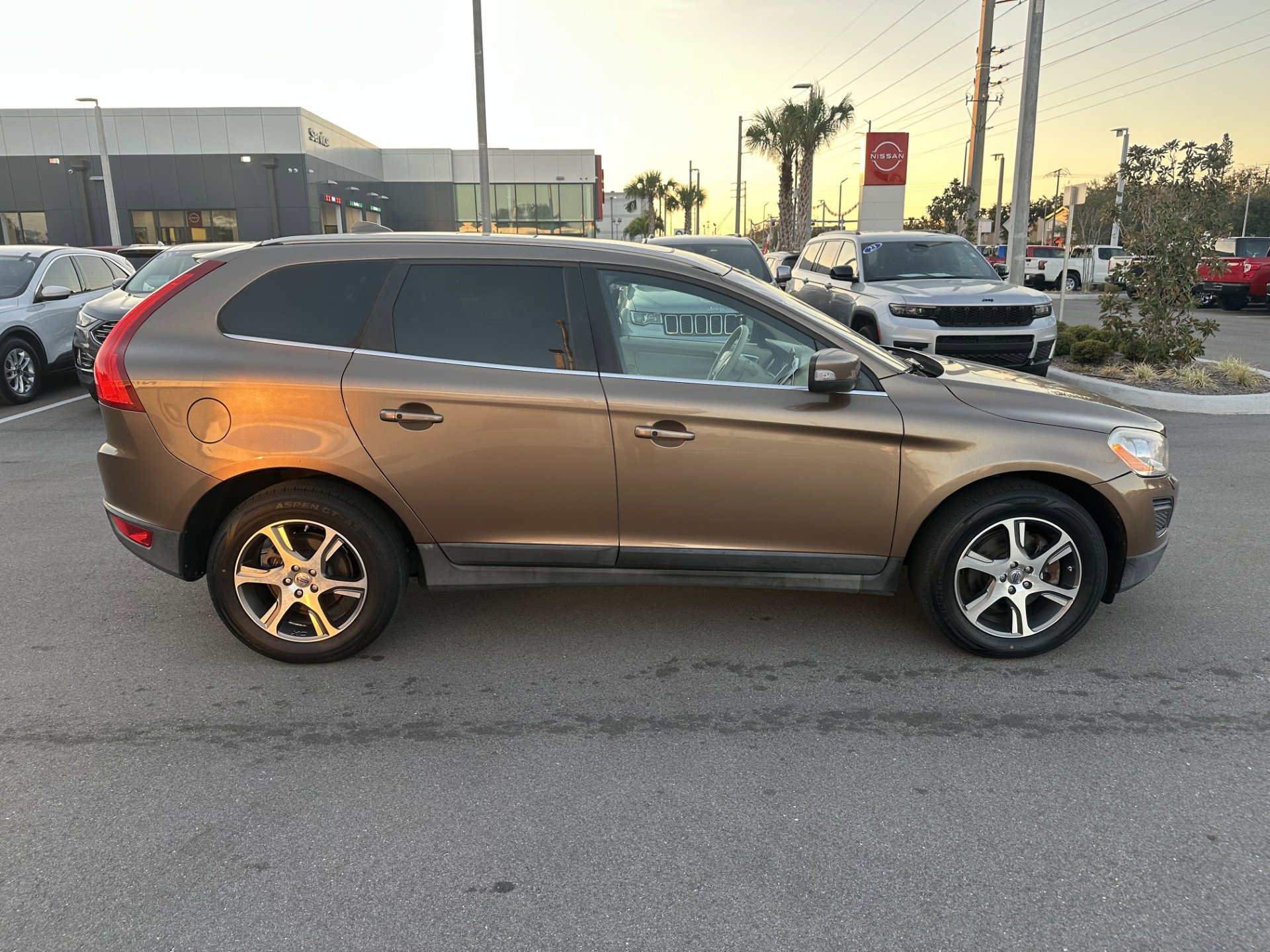 2011 Volvo XC60 T6 photo 4