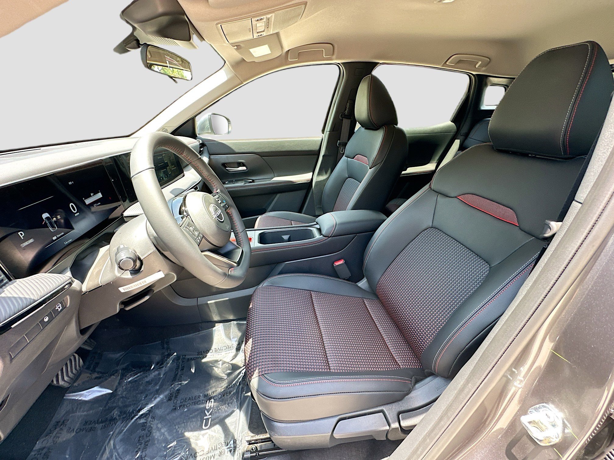 2025 Nissan Kicks SR - Photo 14