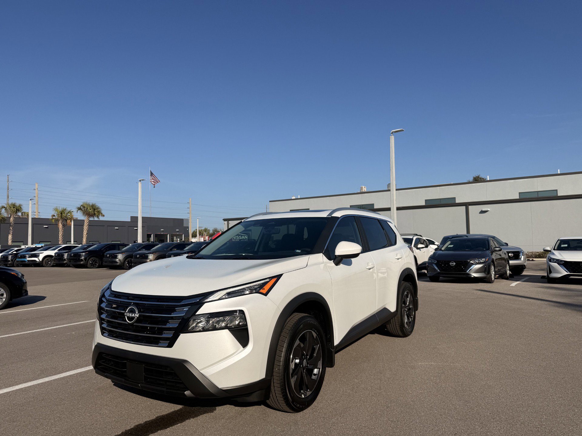 2026 Nissan Rogue SV's photo