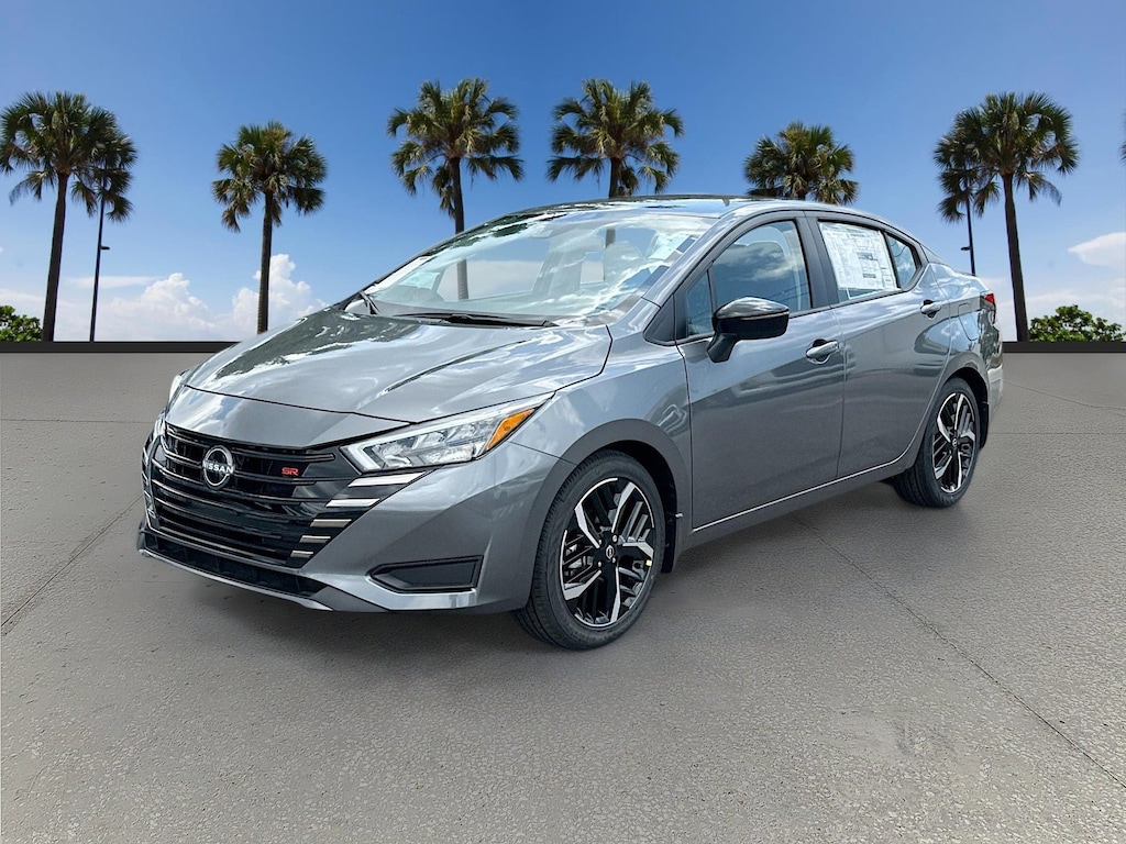 New 2025 Nissan Versa 1.6 SR Sedan
