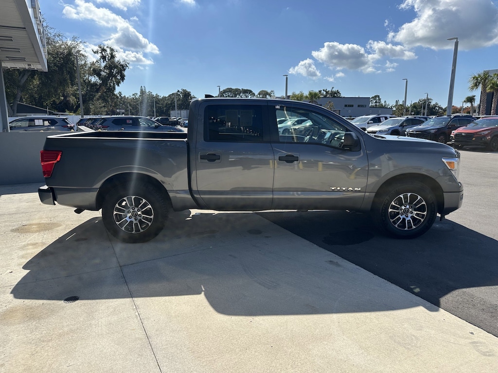 Used 2023 Nissan Titan SV Truck Crew Cab