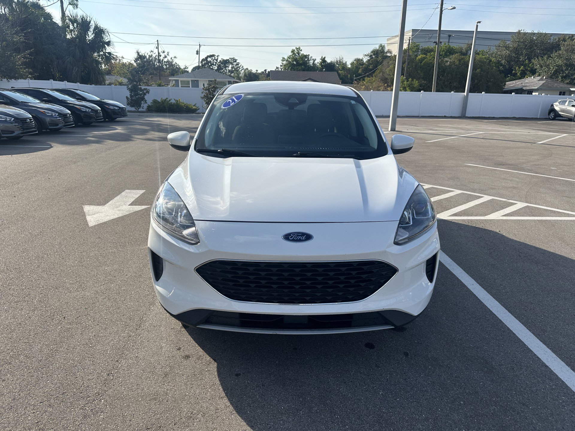 2021 Ford Escape SE photo 2