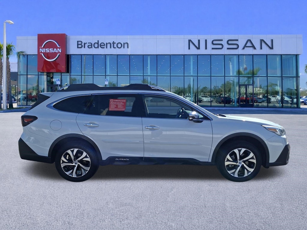 Used 2022 Subaru Outback Touring SUV