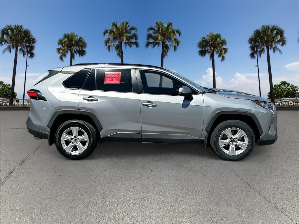 Used 2020 Toyota RAV4 XLE SUV
