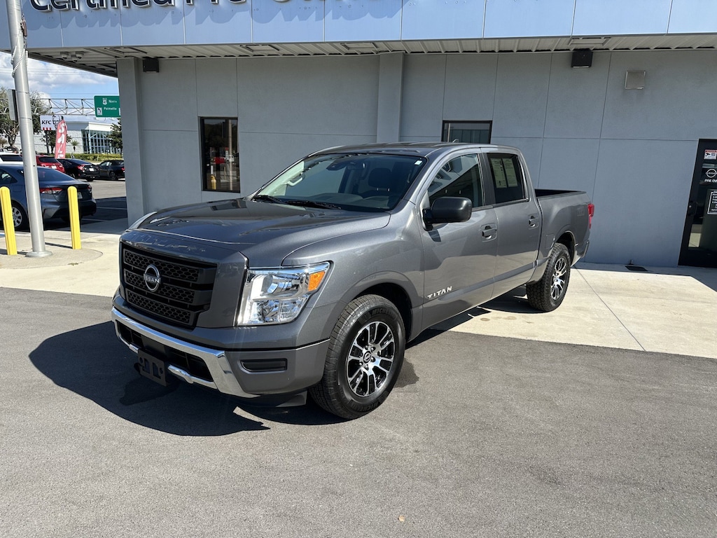 Used 2023 Nissan Titan SV Truck Crew Cab