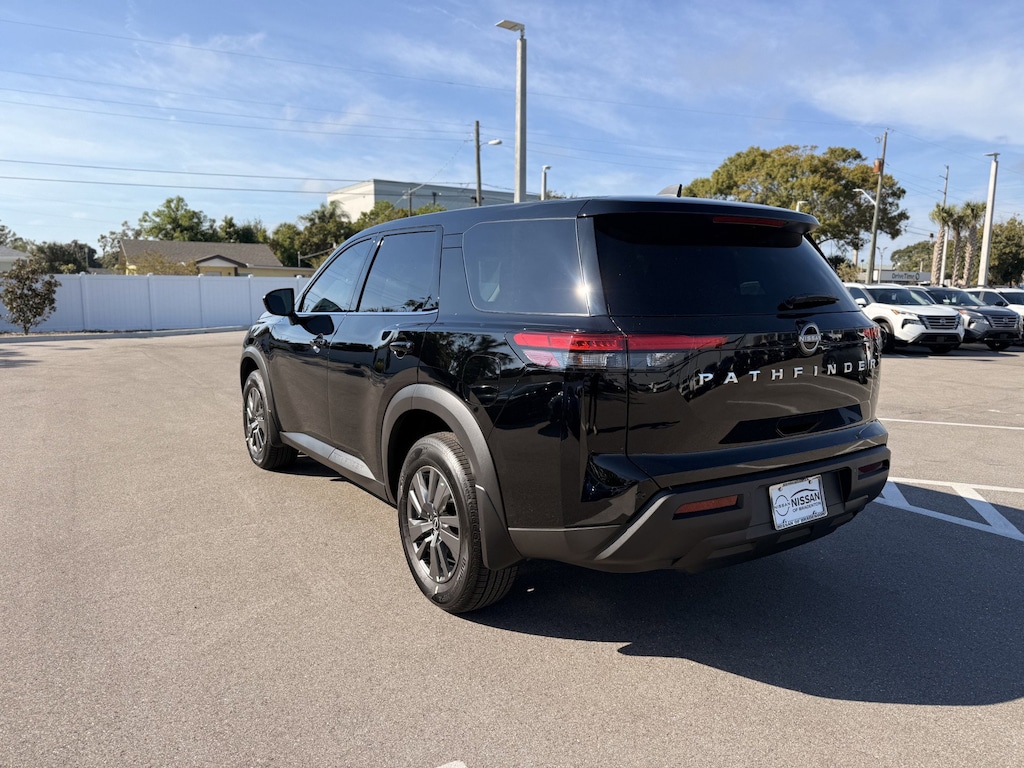 New 2025 Nissan Pathfinder S SUV