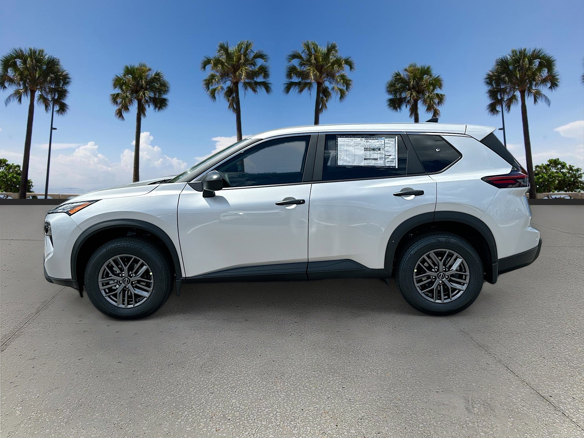 2025 Nissan Rogue S photo 3