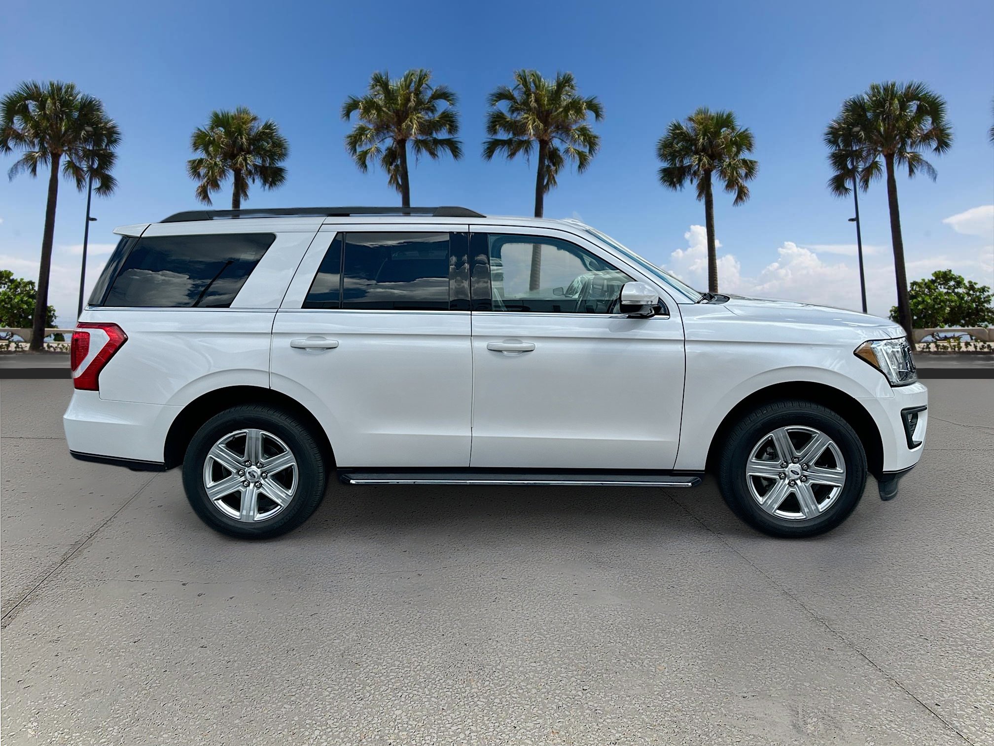 2018 Ford Expedition XLT photo 3