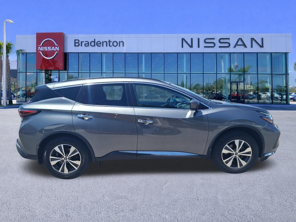 Used 2022 Nissan Murano SV SUV