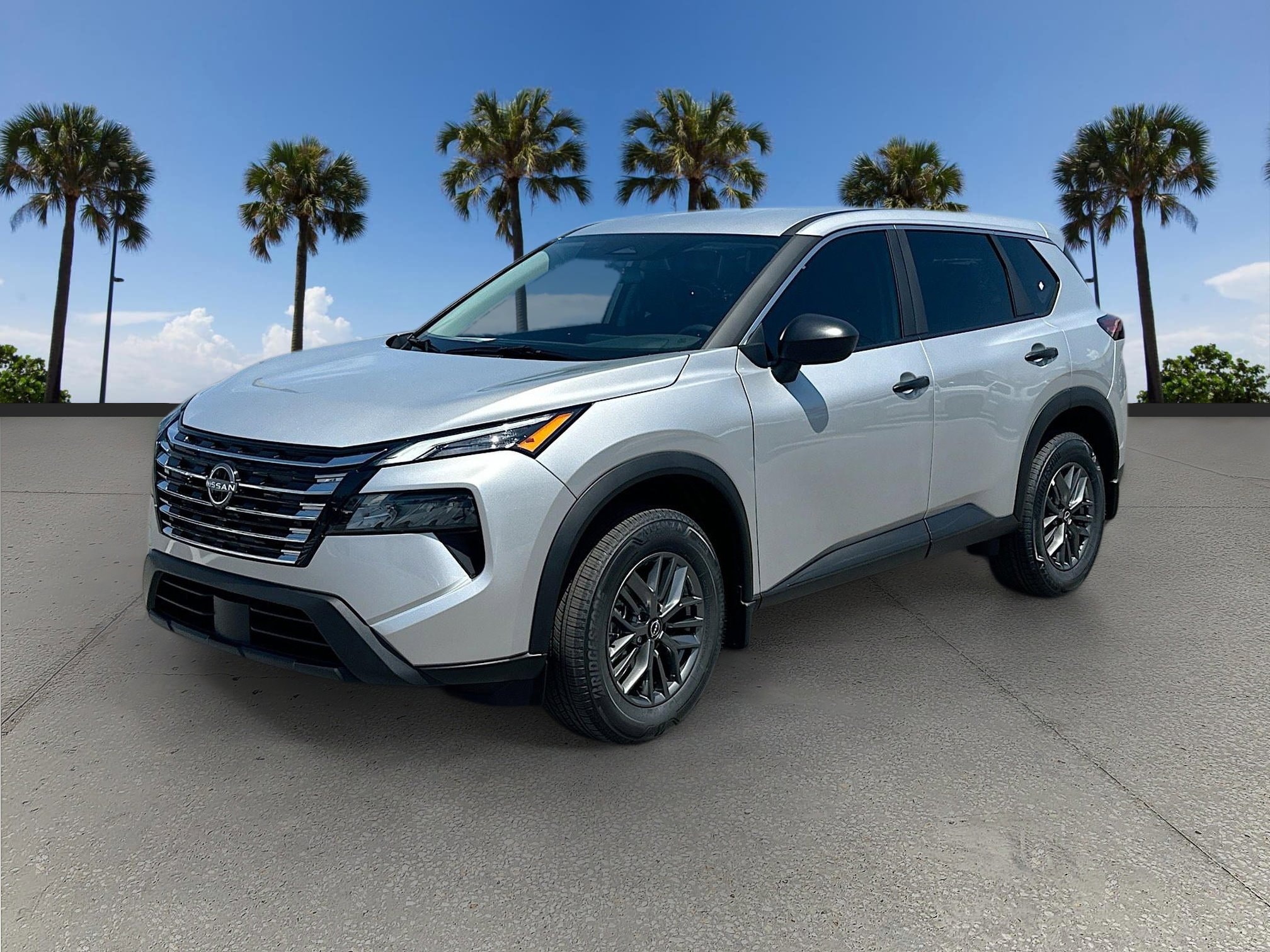 2025 Nissan Rogue S's photo