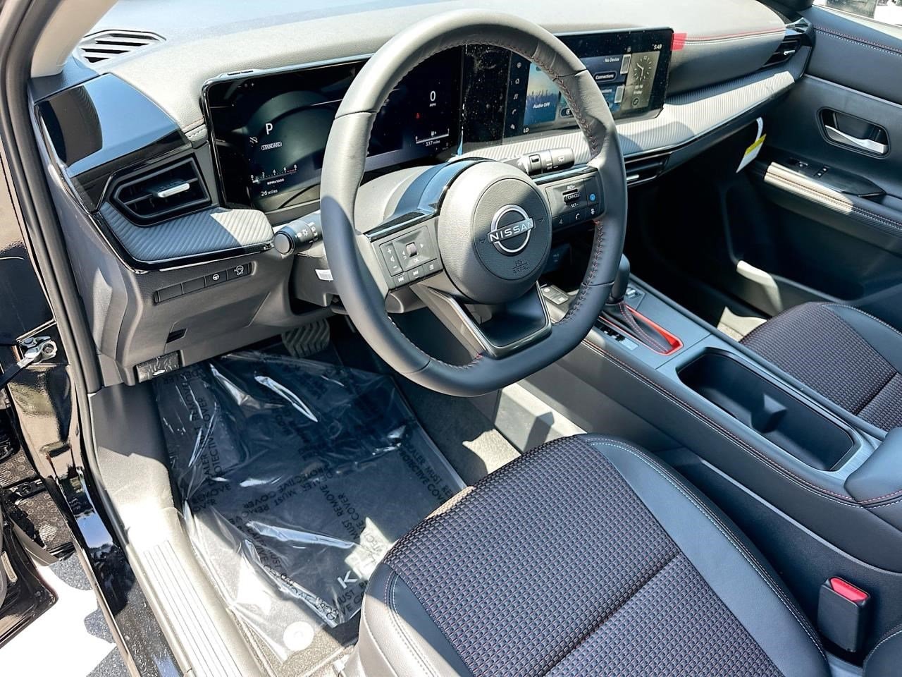 2025 Nissan Kicks SR - Photo 6