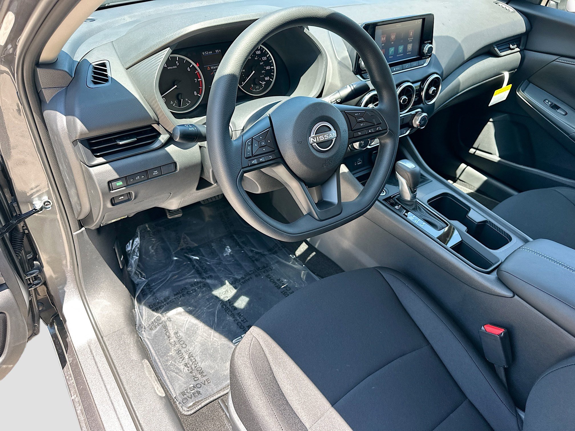 2025 Nissan Sentra S - Photo 6