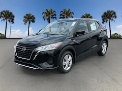 2025 Nissan Kicks Play S SUV