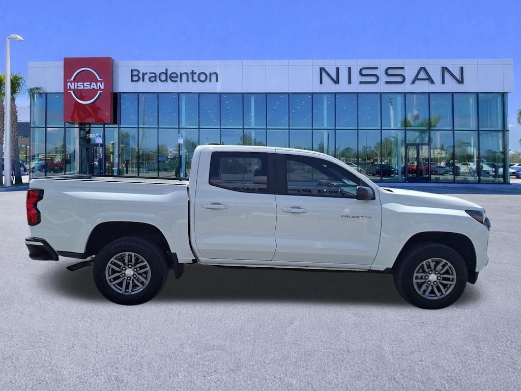 Used 2024 Chevrolet Colorado LT Truck Crew Cab