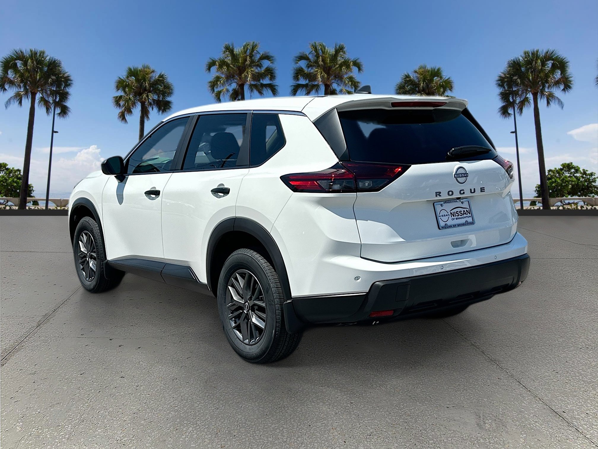 2025 Nissan Rogue S photo 4