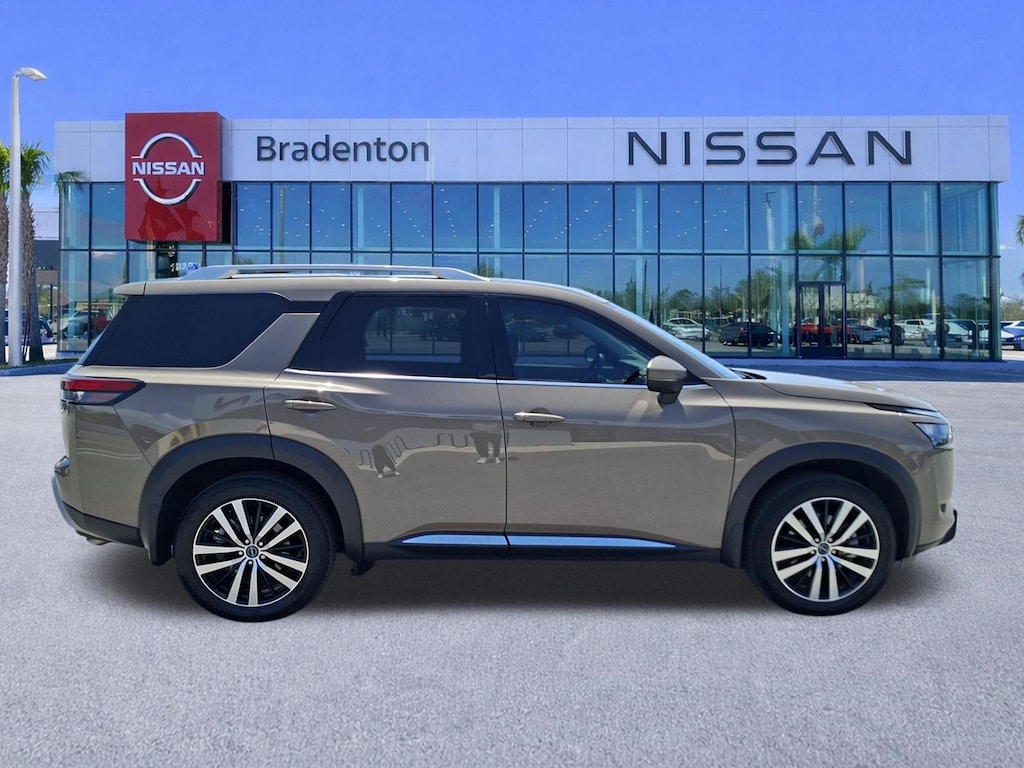 Certified 2025 Nissan Pathfinder Platinum SUV