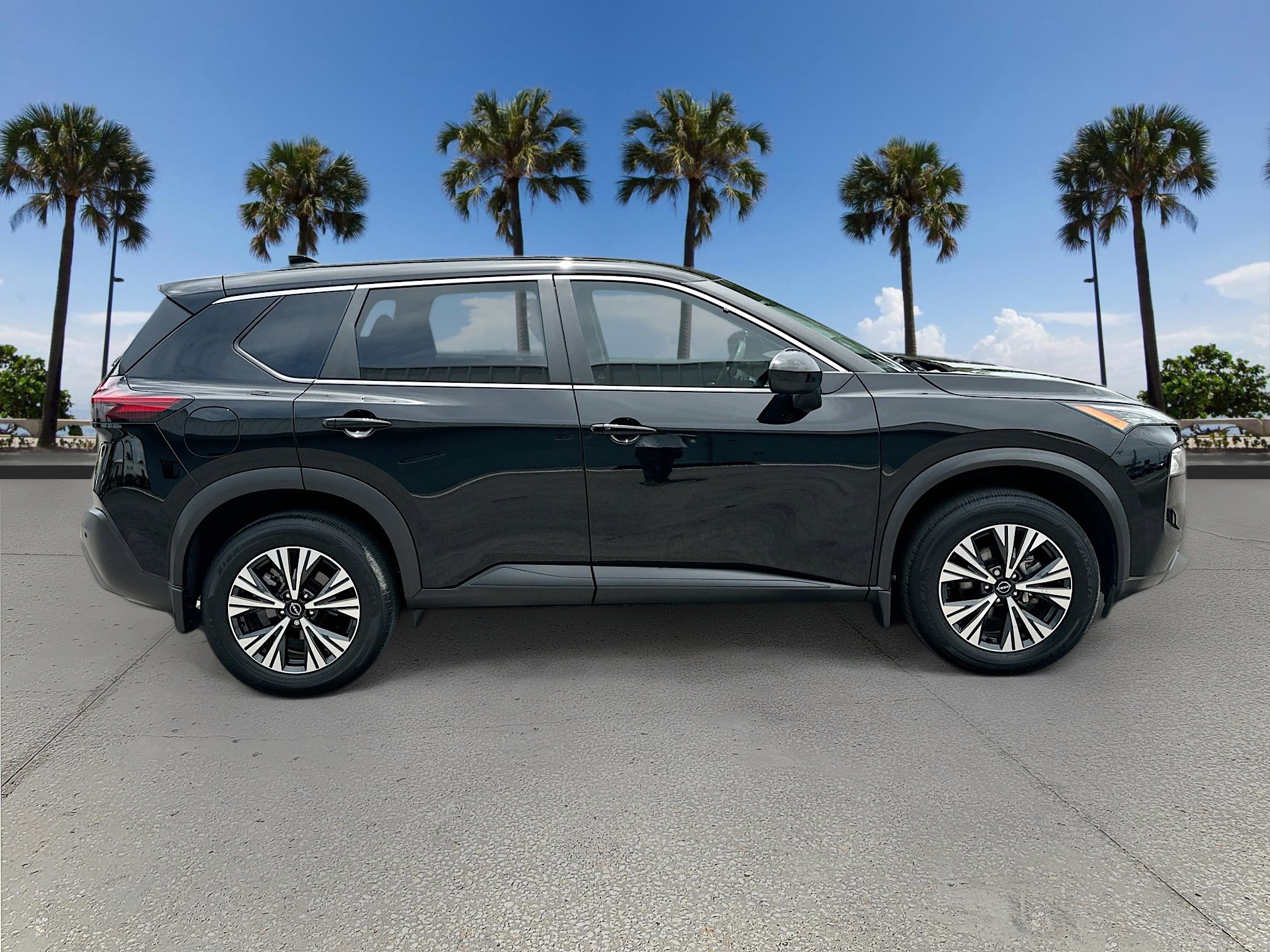2023 Nissan Rogue SV photo 3