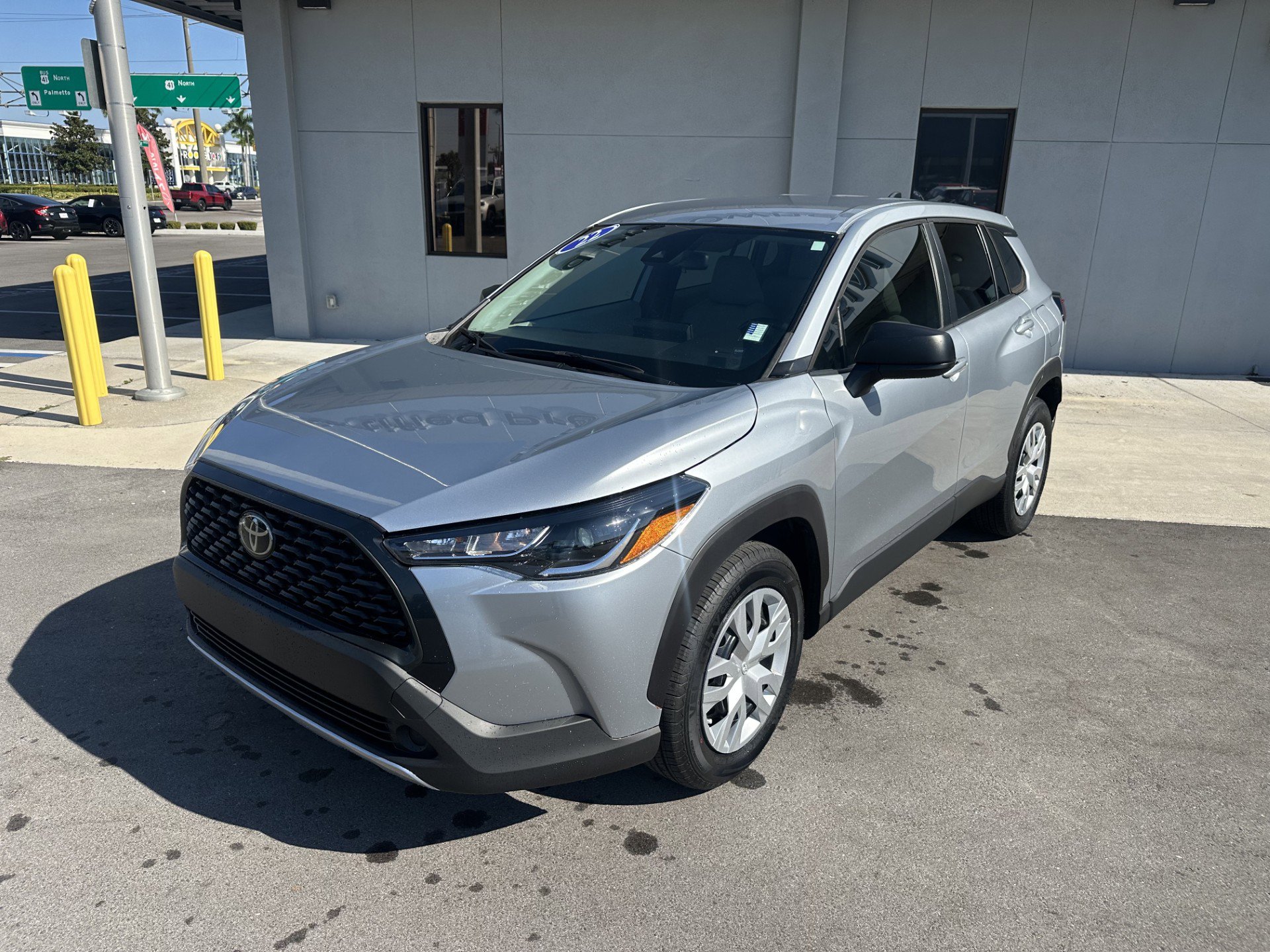 2022 Toyota Corolla Cross L's photo