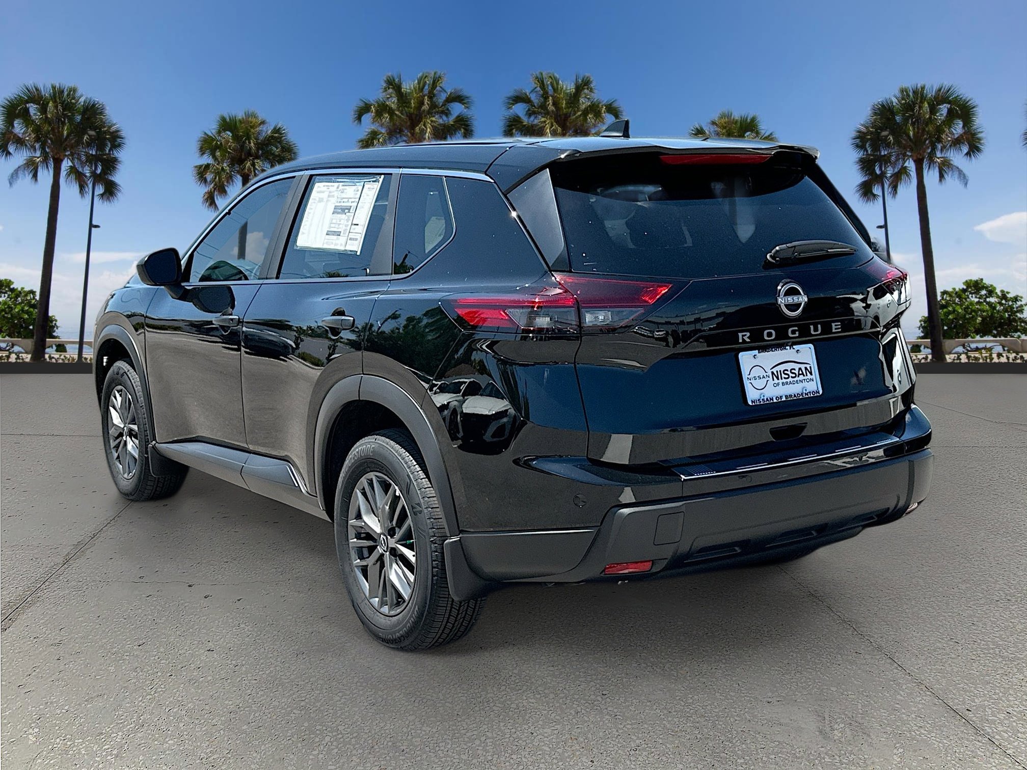 2025 Nissan Rogue S photo 4