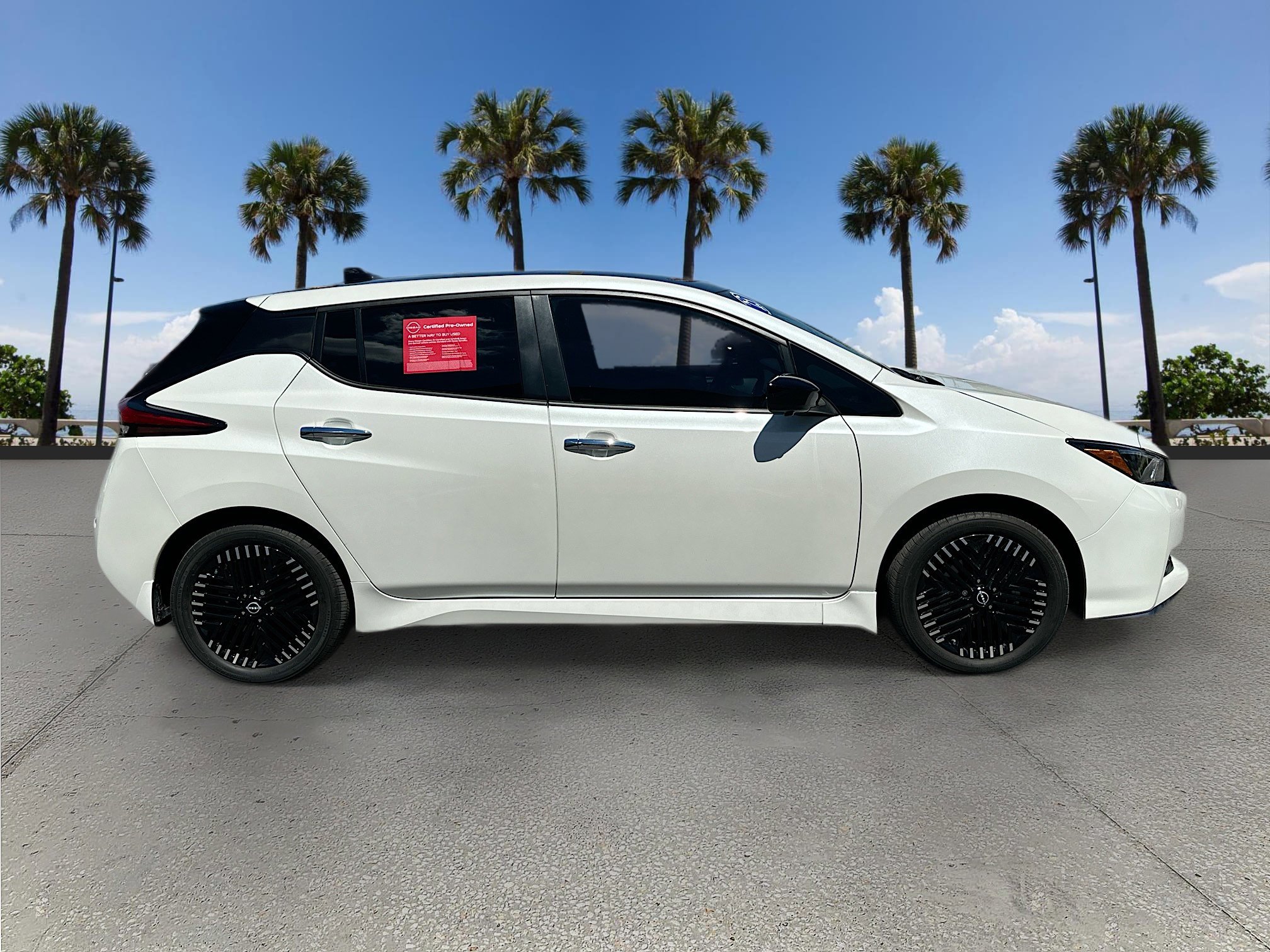2023 Nissan Leaf SV Plus photo 4
