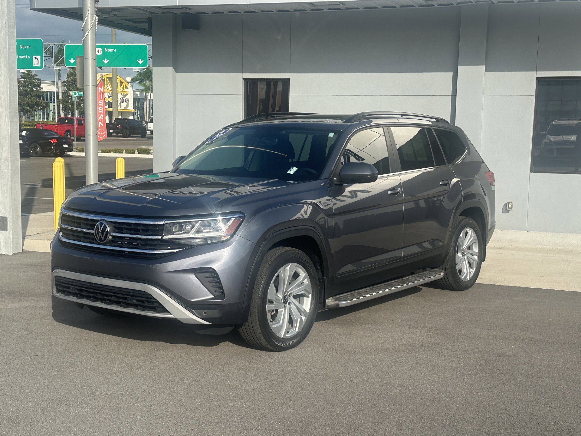 2022 Volkswagen Atlas SE w/Tech's photo