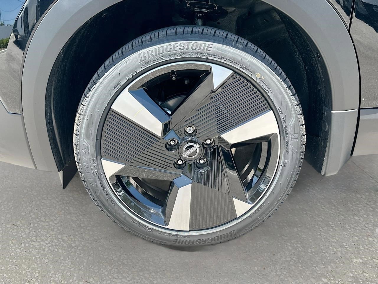 2025 Nissan Kicks SR - Photo 18