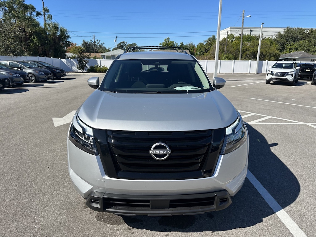 New 2025 Nissan Pathfinder SV SUV